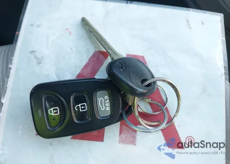 2017 Hyundai Elantra Se from USA, damaged, VIN KMHD84LF3HU151738